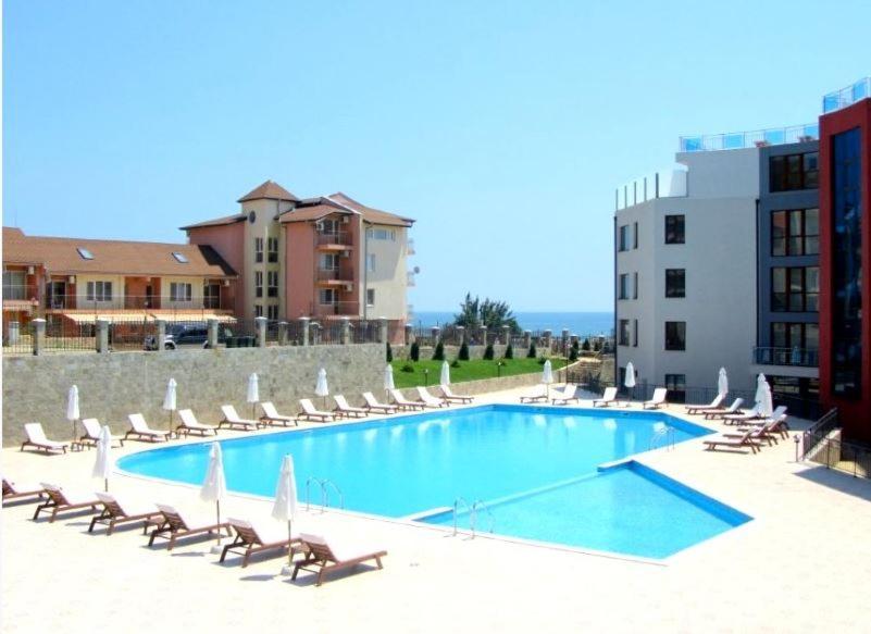 Sun Wave Apartment Presige Sveti Vlas Ngoại thất bức ảnh